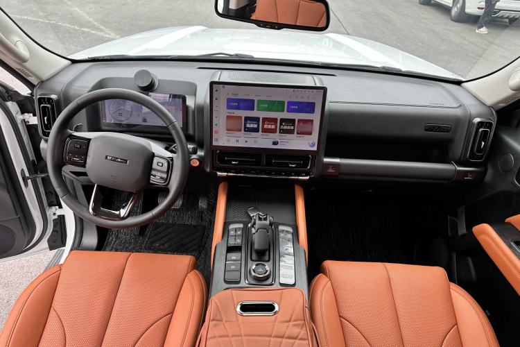 Used Haval H9 2024 2.0T Gasoline All-Wheel-Drive Extreme Edition Interior 1