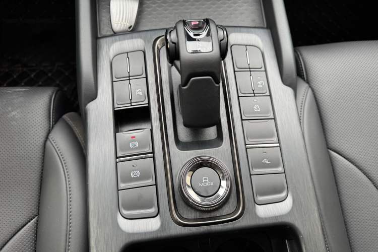 Used Haval H9 2024 2.0T Gasoline Four-Wheel Drive Explore Edition Interior 3