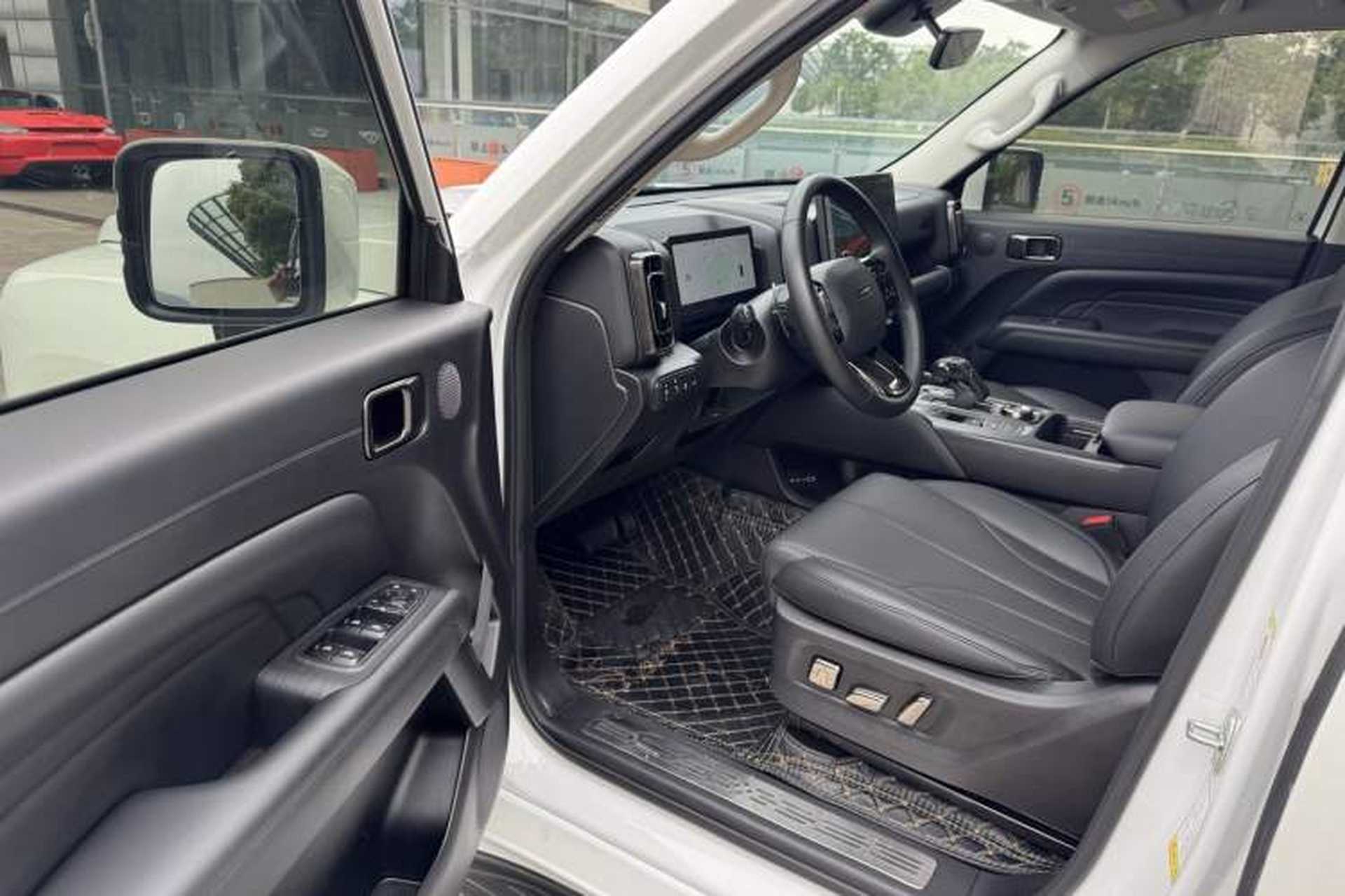 Used Haval H9 2024 2.0T Gasoline Four-Wheel Drive Explore Edition Interior 6