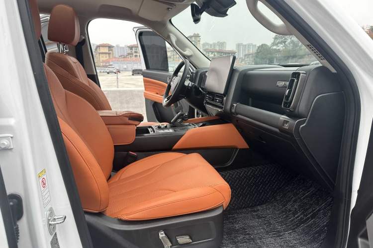 Used Haval H9 2024 2.0T Gasoline All-Wheel-Drive Extreme Edition Interior 8