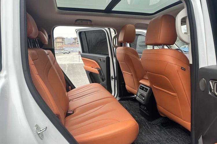Used Haval H9 2024 2.0T Gasoline All-Wheel-Drive Extreme Edition Interior 9