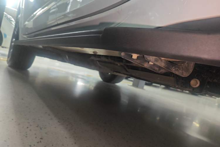Used Haval H9 2024 2.0T Gasoline Four-Wheel Drive Explore Edition Left Side Sill