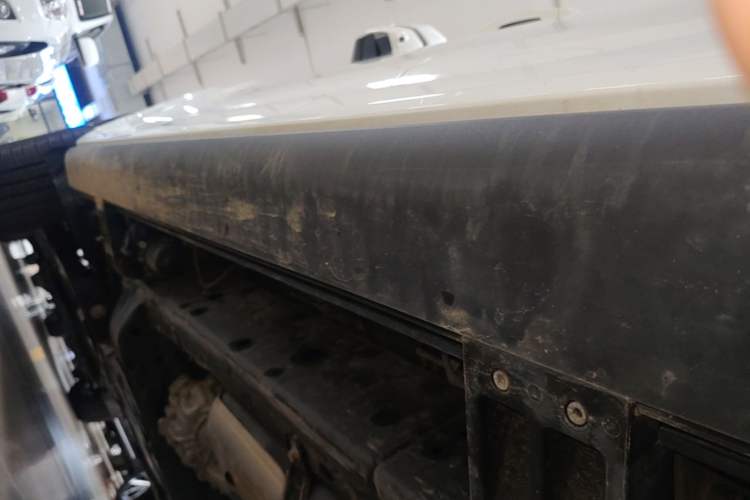 Used Haval H9 2024 2.0T Gasoline All-Wheel-Drive Extreme Edition Left Side Sill