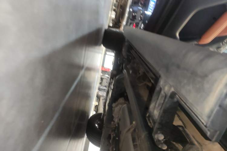 Used Haval H9 2024 2.4T Diesel 4x4 Extreme Edition Left Side Sill