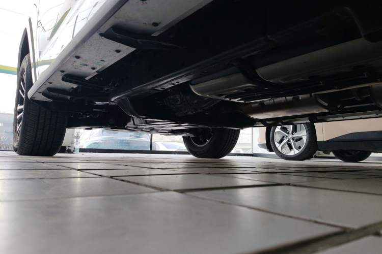 Used Haval H9 2024 2.0T Gasoline 4x4 Territory Edition Left Side Sill