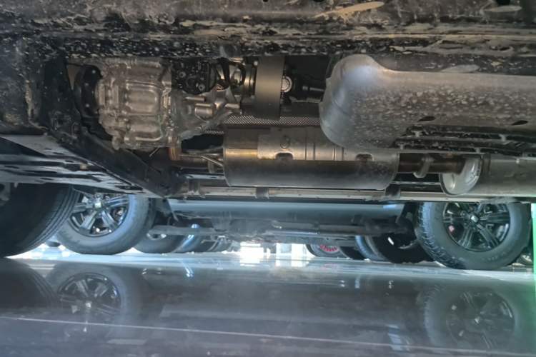 Used Haval H9 2024 2.0T Gasoline Four-Wheel Drive Explore Edition Left Side Sill