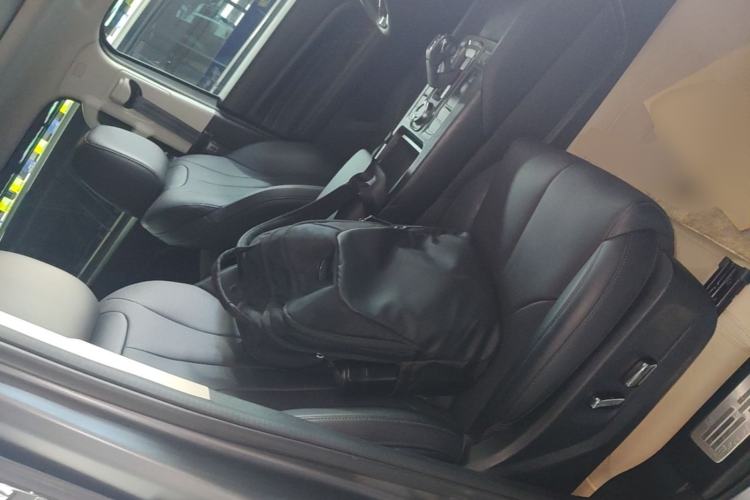 Used Haval H9 2024 2.0T Gasoline All-Wheel-Drive Extreme Edition Right Front Seat