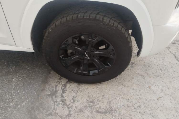 Used Haval H9 2024 2.0T Gasoline All-Wheel-Drive Extreme Edition Right Front Wheel Hub