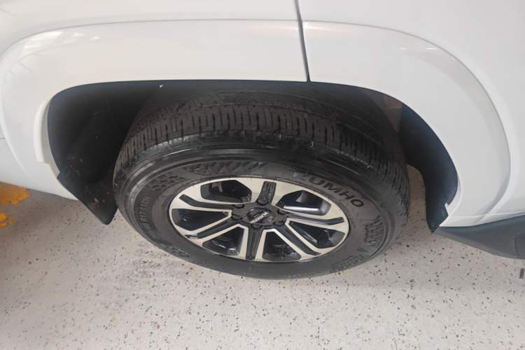 Used Haval H9 2024 2.0T Gasoline Four-Wheel Drive Explore Edition Right Rear Wheel Hub