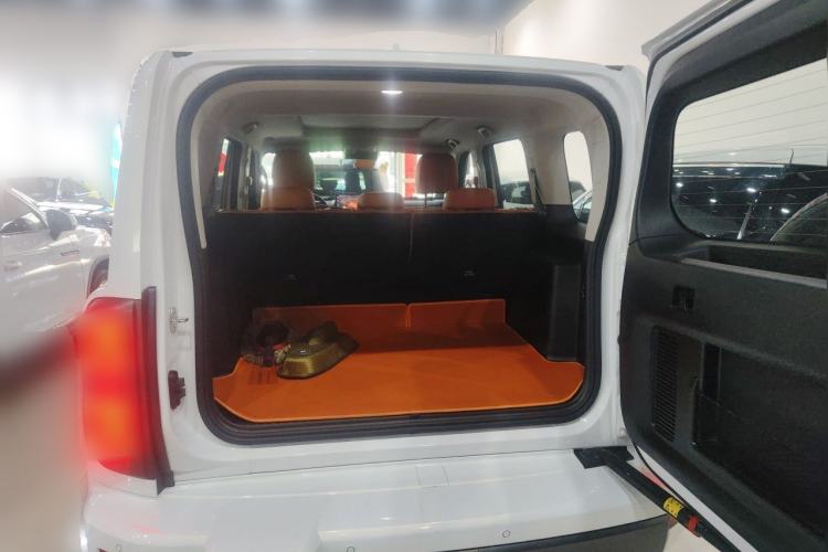 Used Haval H9 2024 2.0T Gasoline 4x4 Territory Edition Trunk