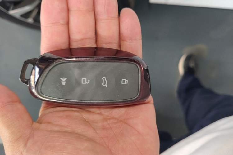 Used Haval H9 2024 2.0T Gasoline All-Wheel-Drive Extreme Edition Vehicle Key