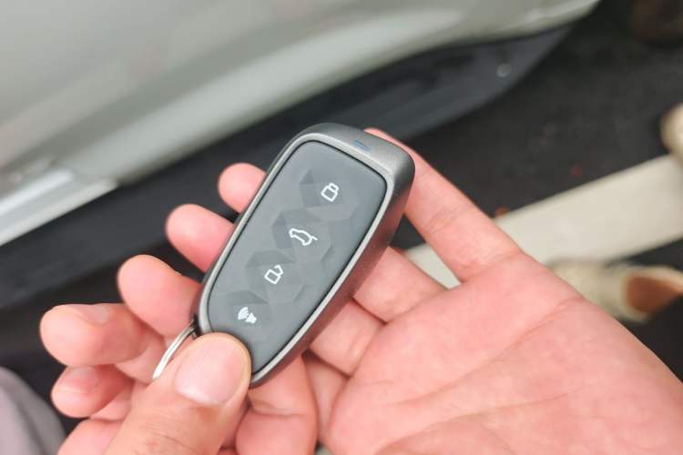 Used Haval H9 2024 2.0T Gasoline 4x4 Territory Edition Vehicle Key