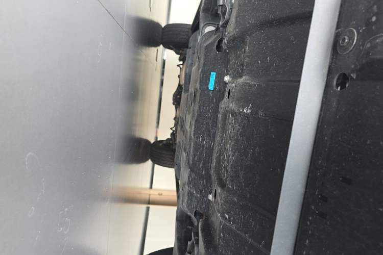 Used Haval H9 2025 Model 2.0T Gasoline Four-wheel-drive Warrior Edition Chassis Front