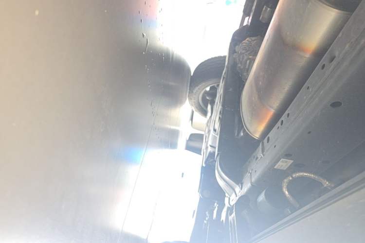 Used Haval H9 2025 Model 2.0T Gasoline Four-wheel-drive Warrior Edition Chassis Front Right