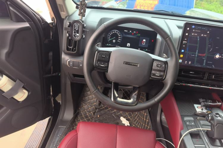 Used Haval H9 2025 Model 2.4T Diesel Four-wheel-drive Warrior Edition Steering Wheel