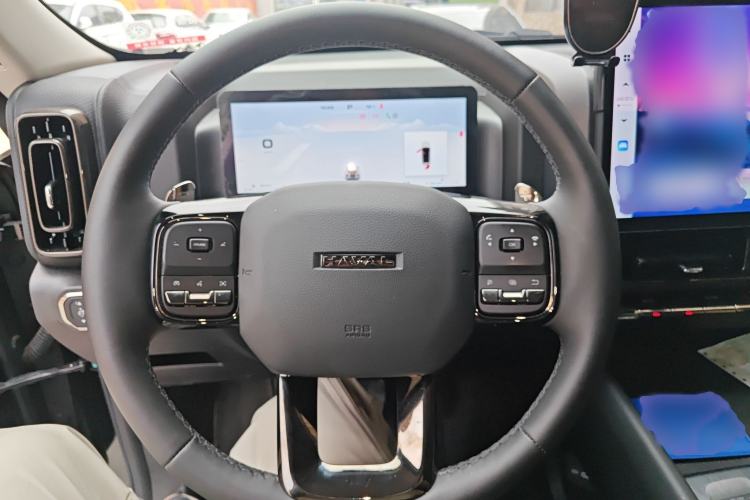Used Haval H9 2025 Model 2.0T Gasoline Four-wheel-drive Warrior Edition Steering Wheel