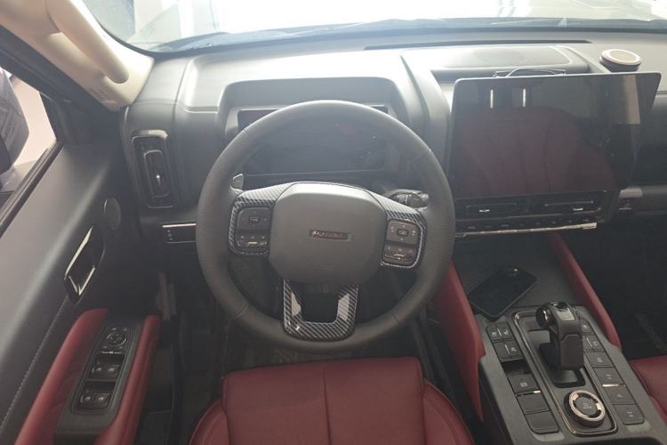 Used Haval H9 2025 Model 2.0T Gasoline Four-wheel-drive Warrior Edition Steering Wheel