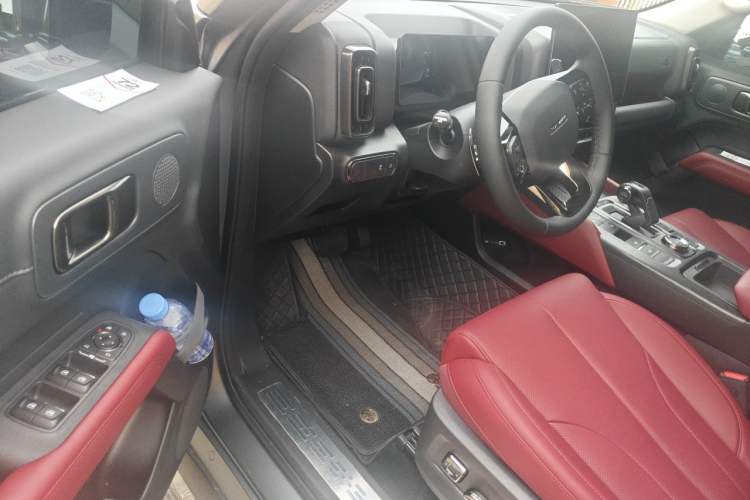 Used Haval H9 2026 Model 2.0T Gasoline Four-Wheel Drive Extreme Edition Driver Seat