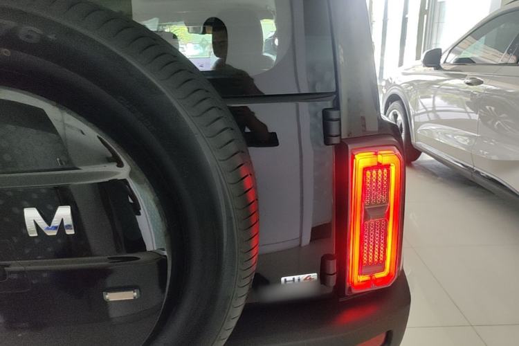 Used Haval Munglong PLUS 2026 Hi4 255 Ultra Five-Seat Navigation Edition Right Rear Taillight