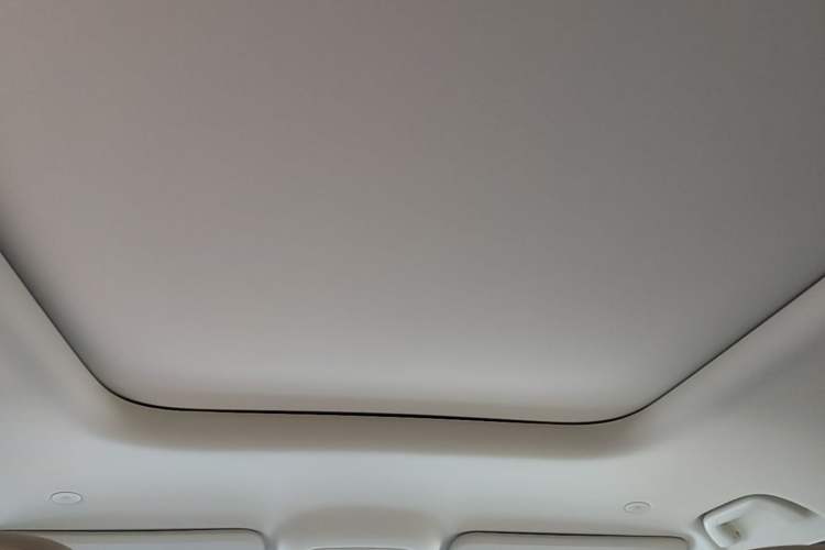 Used Haval Munglong PLUS 2026 Hi4 255 Ultra Five-Seat Navigation Edition Headliner