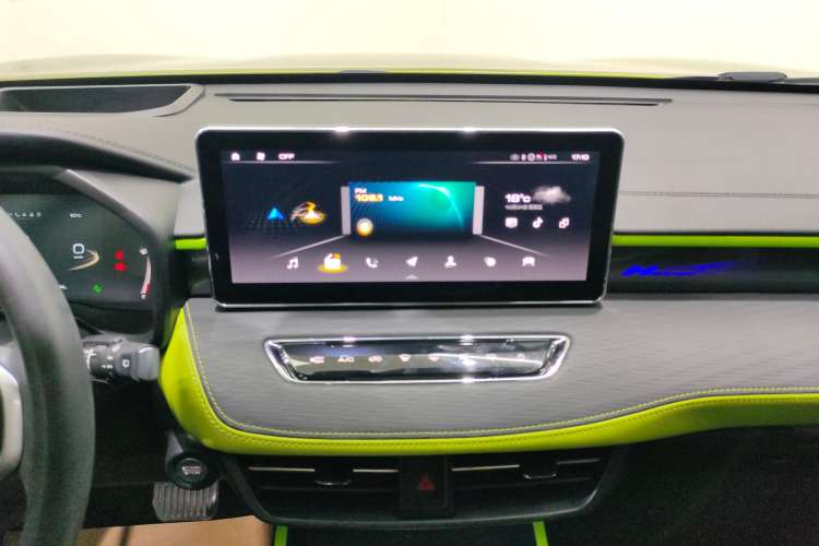 Used Haval JOLION 2021 1.5T Automatic Four-Door Version Audio And AC Panel