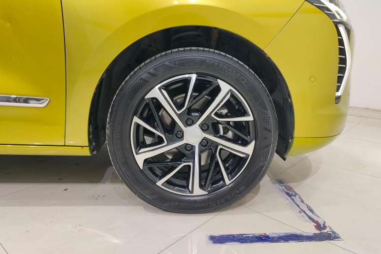 Used Haval JOLION 2021 1.5T Automatic Four-Door Version Right Front Wheel Hub