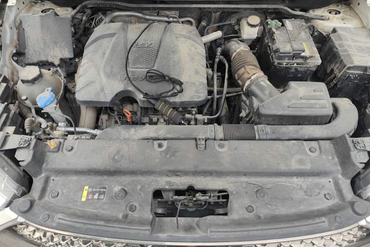Used Haval JOLION 2021 1.5T Automatic Grand Three-Volume Version Engine Bay