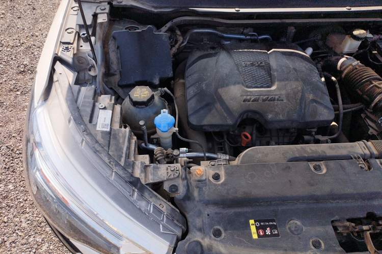 Used Haval JOLION 2021 1.5T Automatic Four-Door Version Engine Bay Right