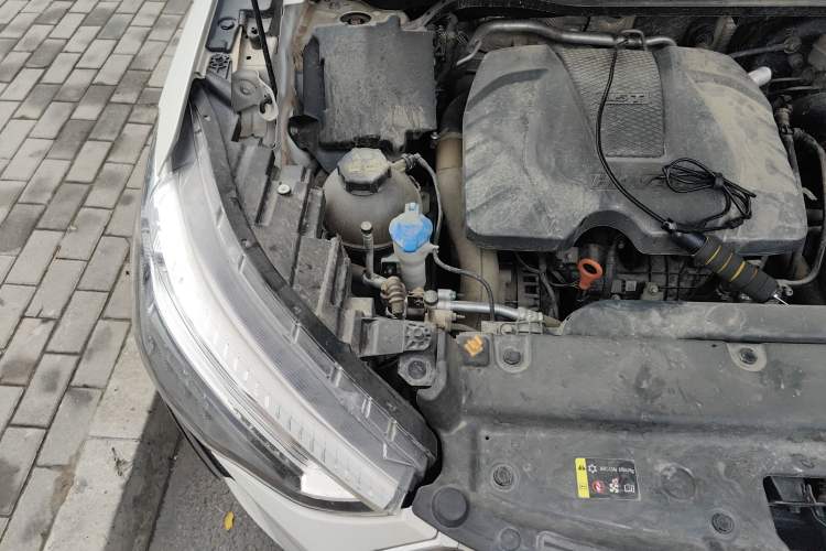 Used Haval JOLION 2021 1.5T Automatic Grand Three-Volume Version Engine Bay Right