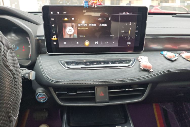Used Haval JOLION 2021 1.5T Automatic Four-Door Version Audio And AC Panel