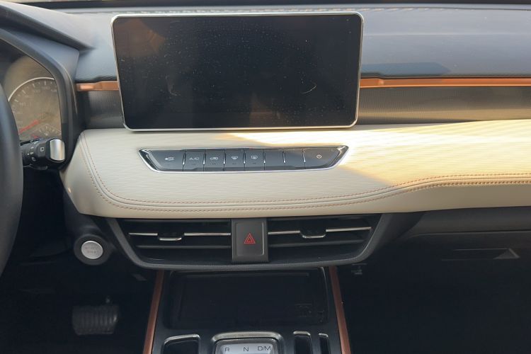Used Haval JOLION 2021 1.5T Automatic Big Second Edition Audio And AC Panel