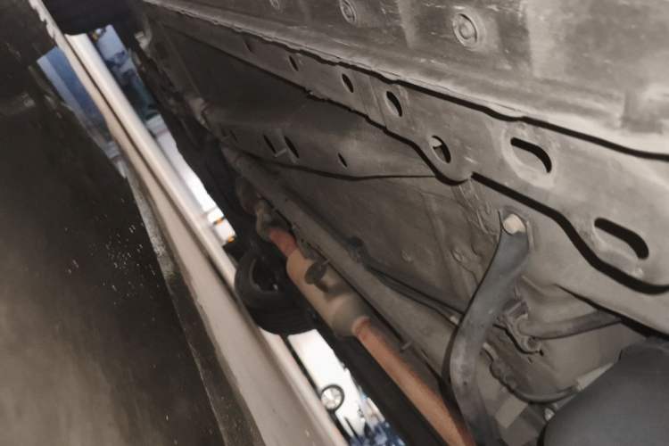 Used Haval JOLION 2021 1.5T Automatic Grand Three-Volume Version Chassis Rear Left