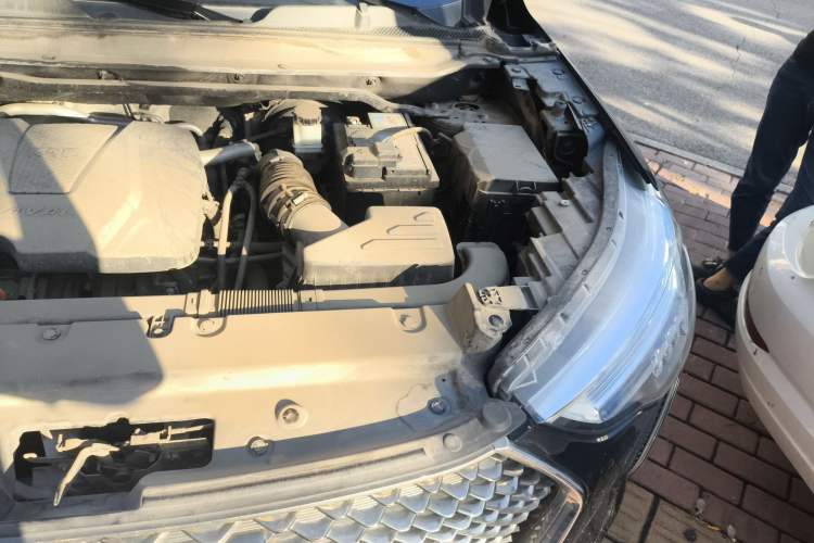 Used Haval JOLION 2021 1.5T Automatic Grand Three-Volume Version Engine Bay Left