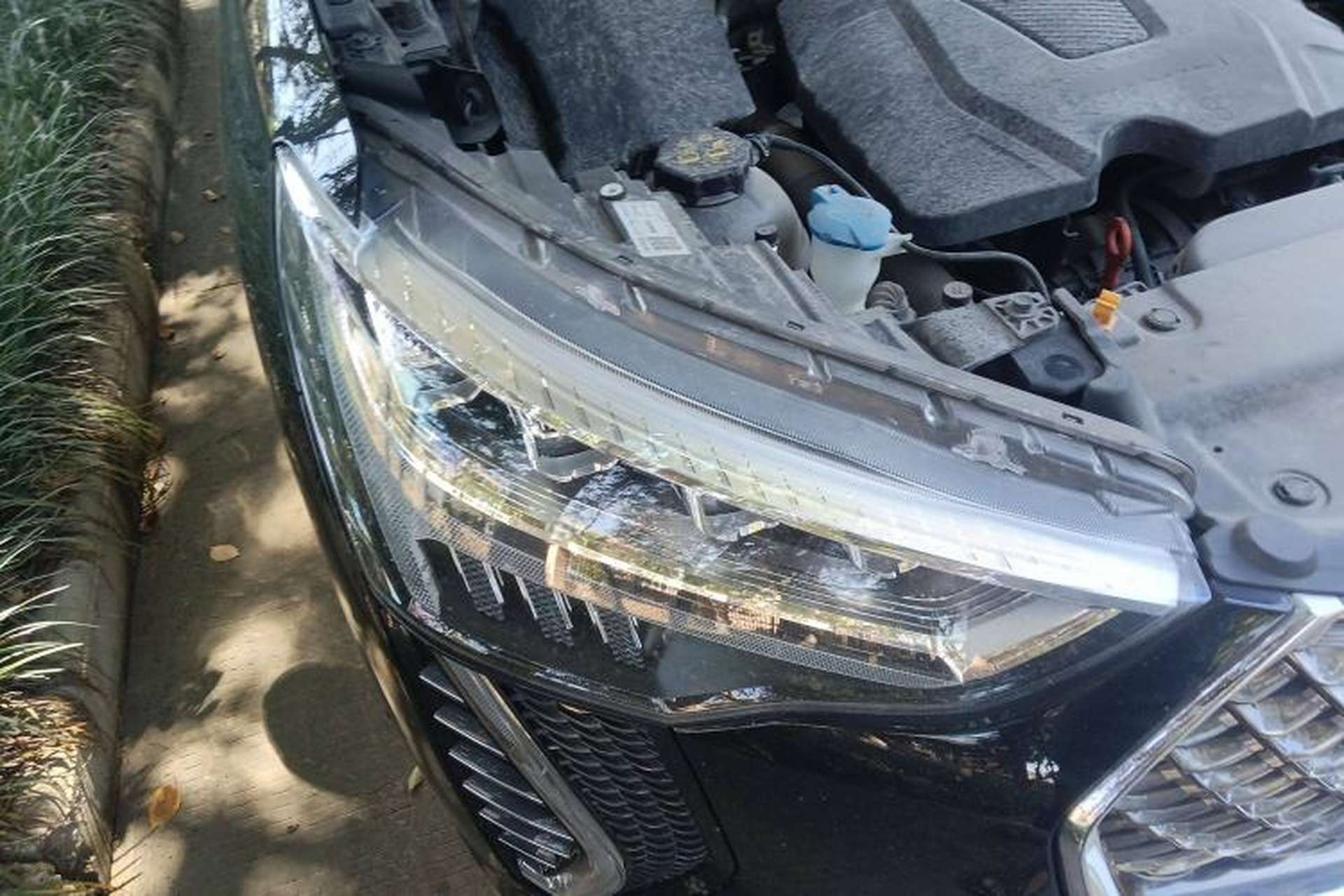 Used Haval JOLION 2021 1.5T Automatic Four-Door Version Exterior 6
