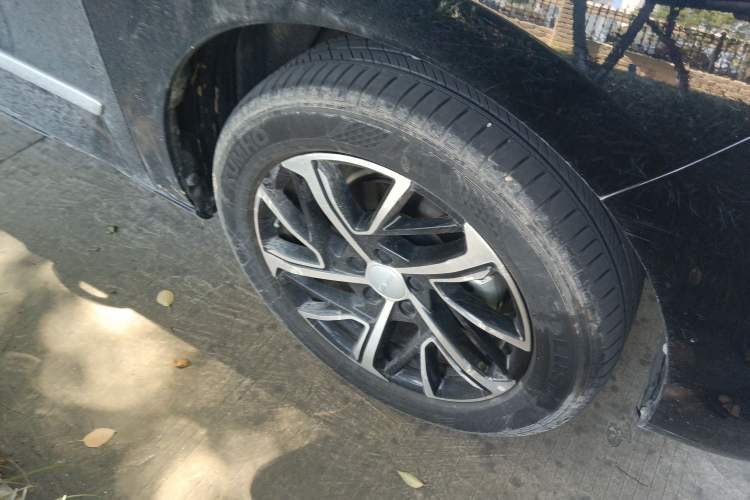Used Haval JOLION 2021 1.5T Automatic Four-Door Version Exterior 7