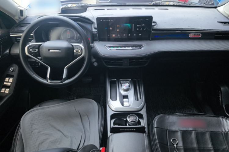 Used Haval JOLION 2021 1.5T Automatic Four-Door Version Center Console
