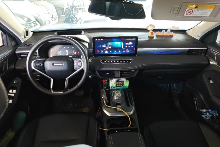 Used Haval JOLION 2021 1.5T Automatic Four-Door Version Center Console