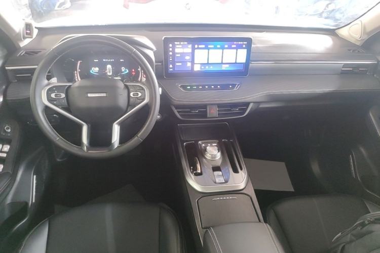 Used Haval JOLION 2021 1.5T Automatic Grand Three-Volume Version Center Console
