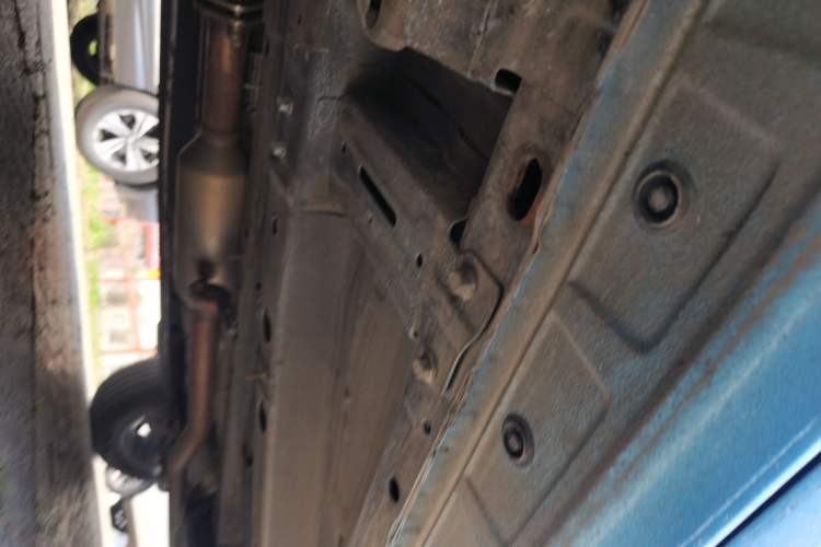 Used Haval JOLION 2021 1.5T Automatic Four-Door Version Chassis Front Left