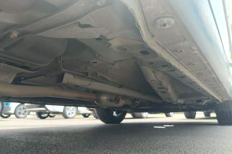 Used Haval JOLION 2021 1.5T Automatic Grand Three-Volume Version Chassis Rear Right