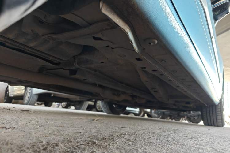 Used Haval JOLION 2021 1.5T Automatic Four-Door Version Chassis Rear Right