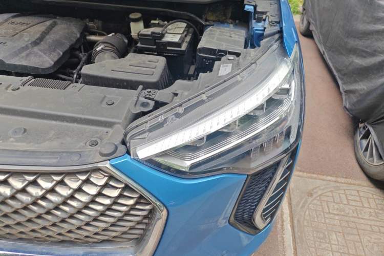 Used Haval JOLION 2021 1.5T Automatic Four-Door Version Engine Bay Left