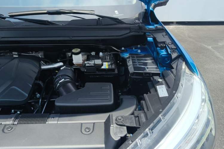 Used Haval JOLION 2021 1.5T Automatic Grand Three-Volume Version Engine Bay Left