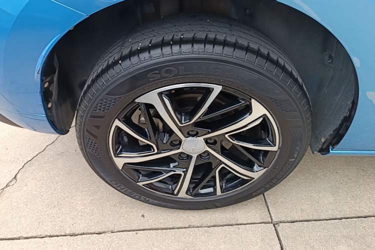 Used Haval JOLION 2021 1.5T Automatic Four-Door Version Exterior 3