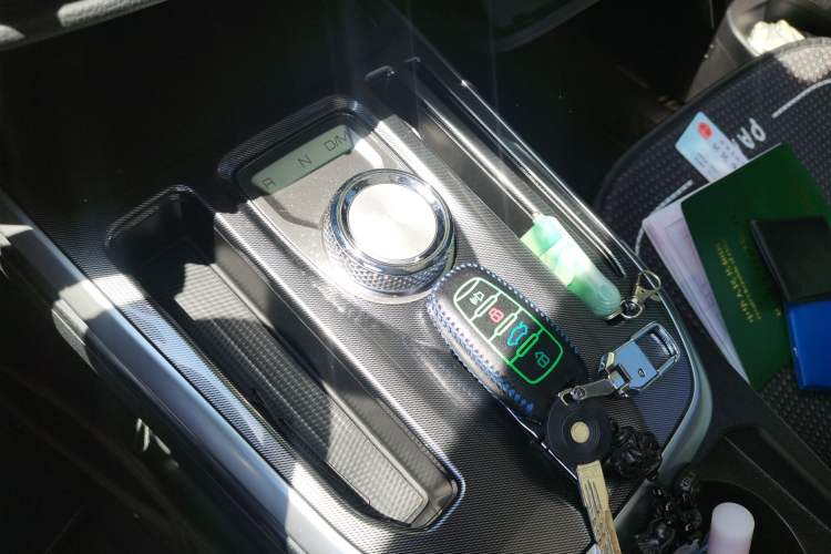 Used Haval JOLION 2021 1.5T Automatic Four-Door Version Gear Lever