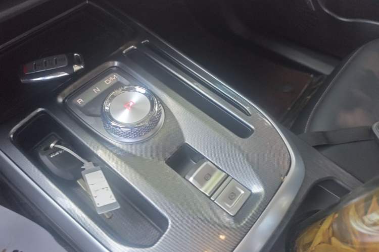 Used Haval JOLION 2021 1.5T Automatic Four-Door Version Gear Lever