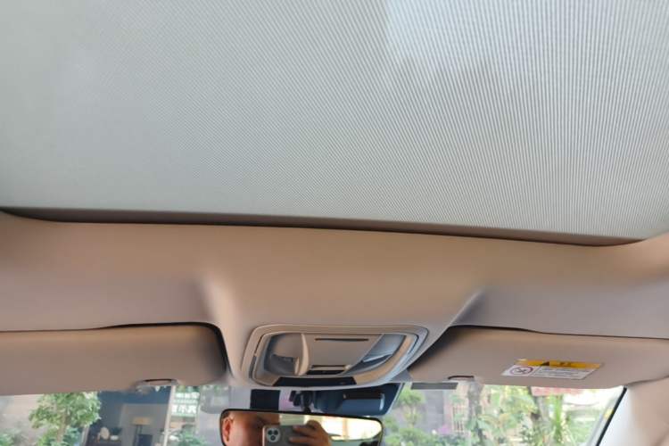 Used Haval JOLION 2021 1.5T Automatic Grand Three-Volume Version Headliner