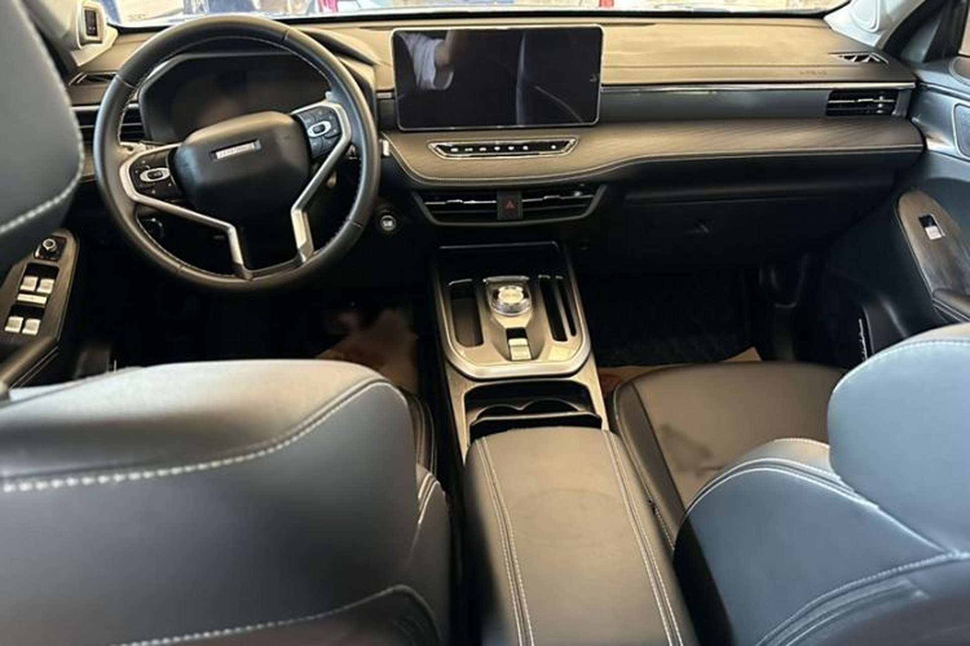 Used Haval JOLION 2021 1.5T Automatic Grand Three-Volume Version Interior 1