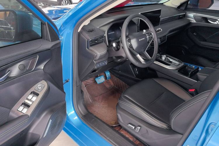 Used Haval JOLION 2021 1.5T Automatic Grand Three-Volume Version Interior 2