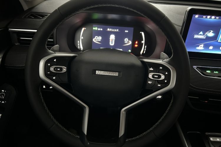 Used Haval JOLION 2021 1.5T Automatic Four-Door Version Interior 2